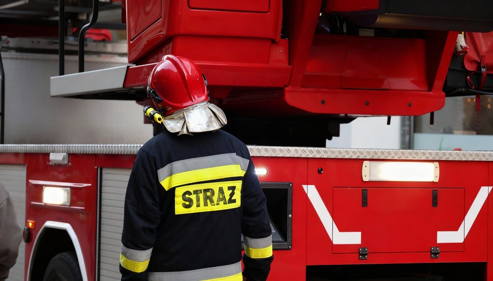Strażacy oddali hołd kolegom spoczywającym na Powązkach